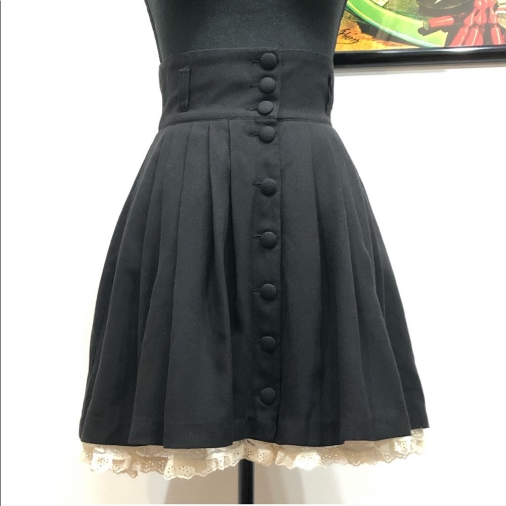 H&M black pleated lace high waist skirt 4